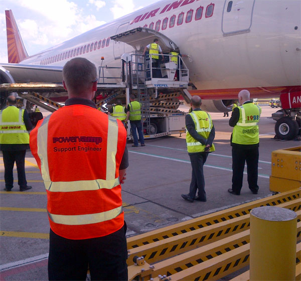 Powervamp Frequency Converters power Air India's Dreamliner at Birmingham Airport - FEGP
